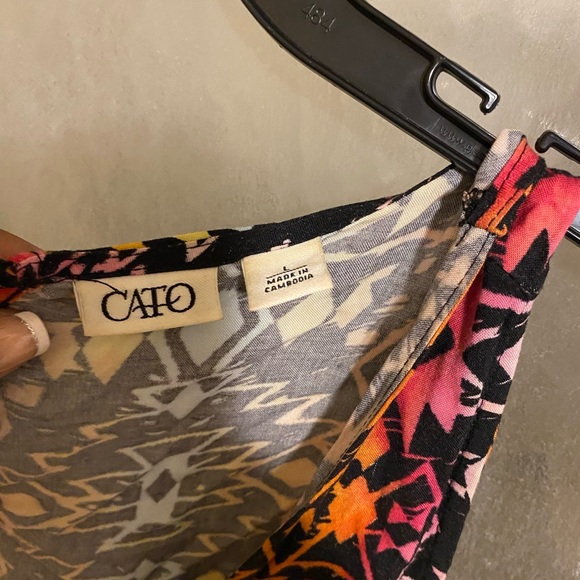 Aztec print romper. - Picture 2 of 4